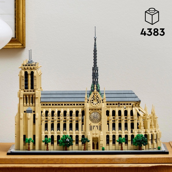 LEGO Architecture 21061 Notre Dame De Paris Set For Adults Smyths Toys UK