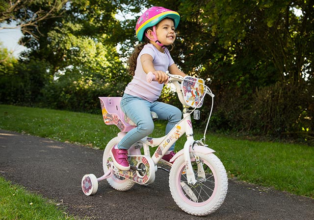 Smyths toy store shop bikes