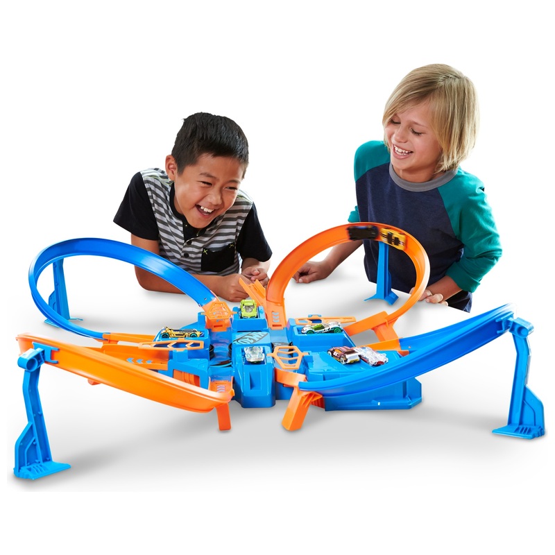 Hot Wheels - Circuit Criss Cross Crash