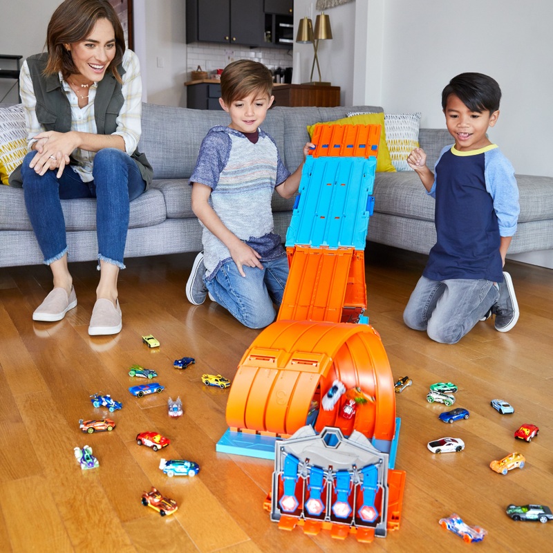 Hot Wheels Track Builder Racebaan Race Crate 2,45 m