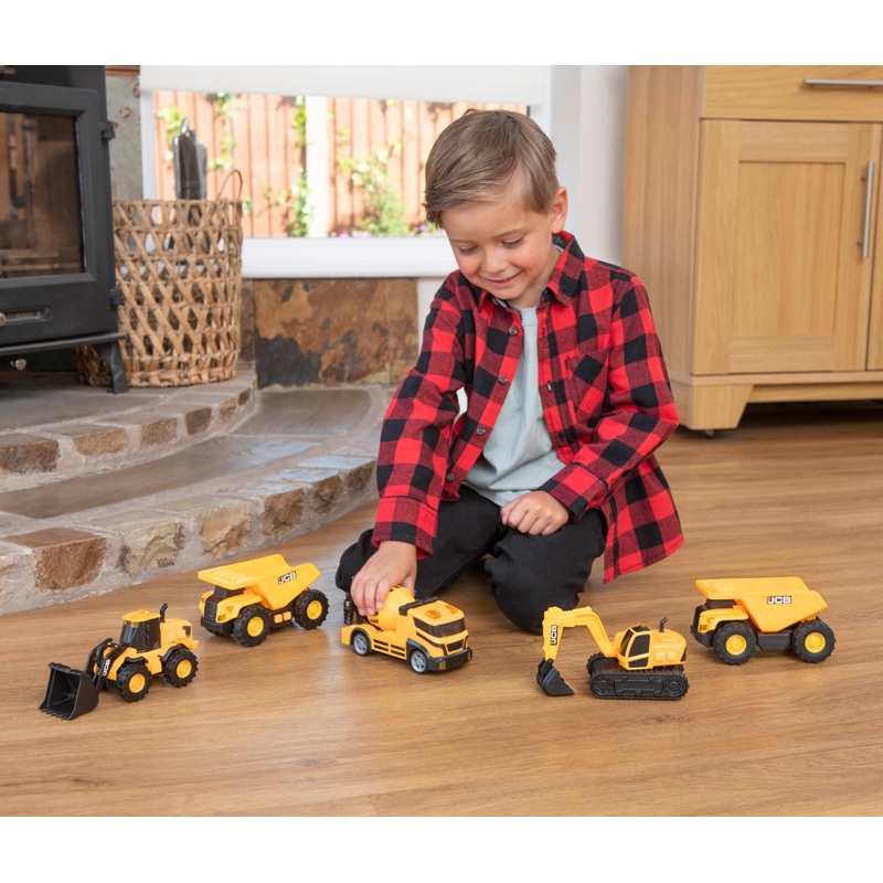 JCB - Coffret 5 Véhicules de Chantier avec Sons et Lumières | Smyths Toys France