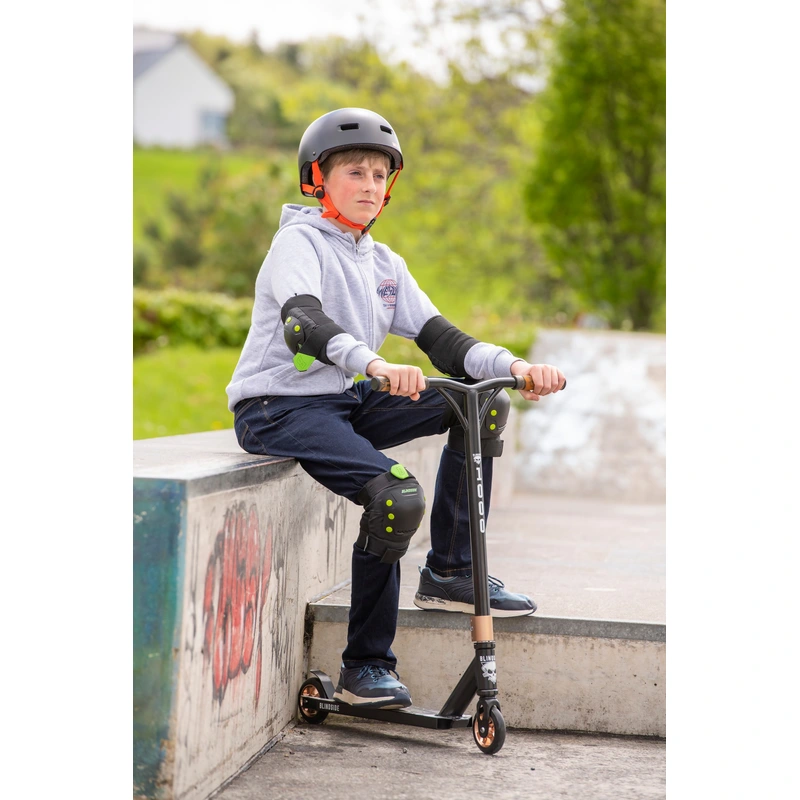 Blindside 1000 Stunt Scooter UK rear brake