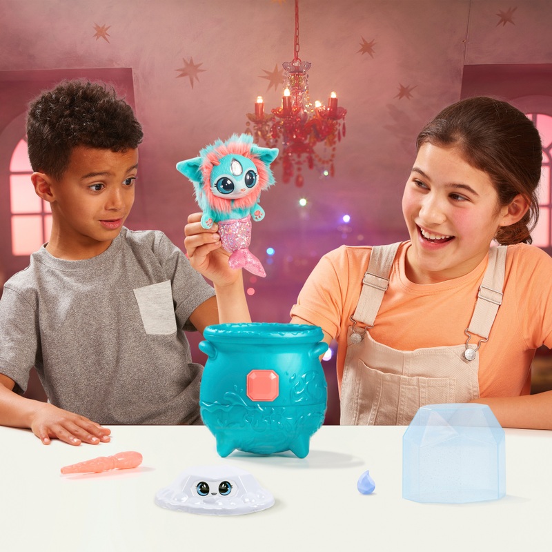 Magic Mixies S3 Colour Change Water Toverketel Magie Knuffel | Smyths ...