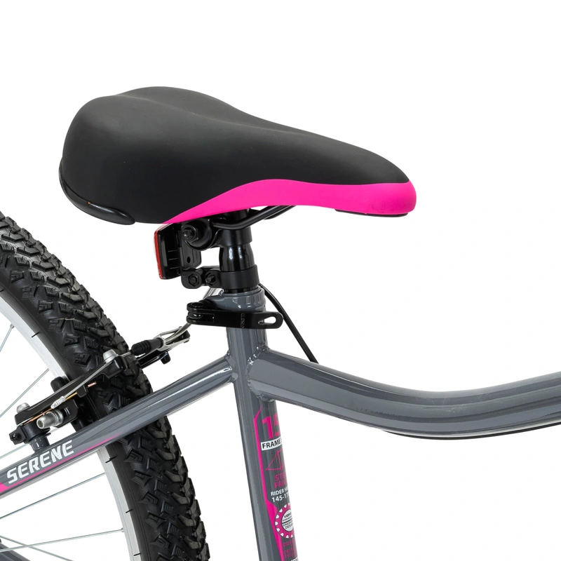 Comfortable saddle on kids mountain bike UK