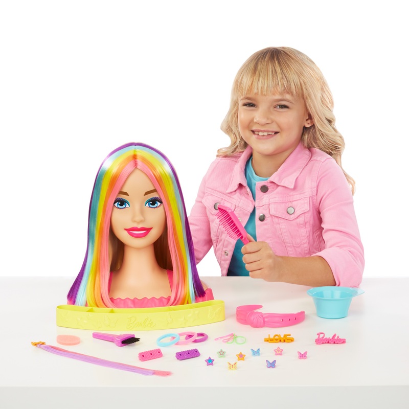 Barbie Tete a Coiffer Smyths Toys France