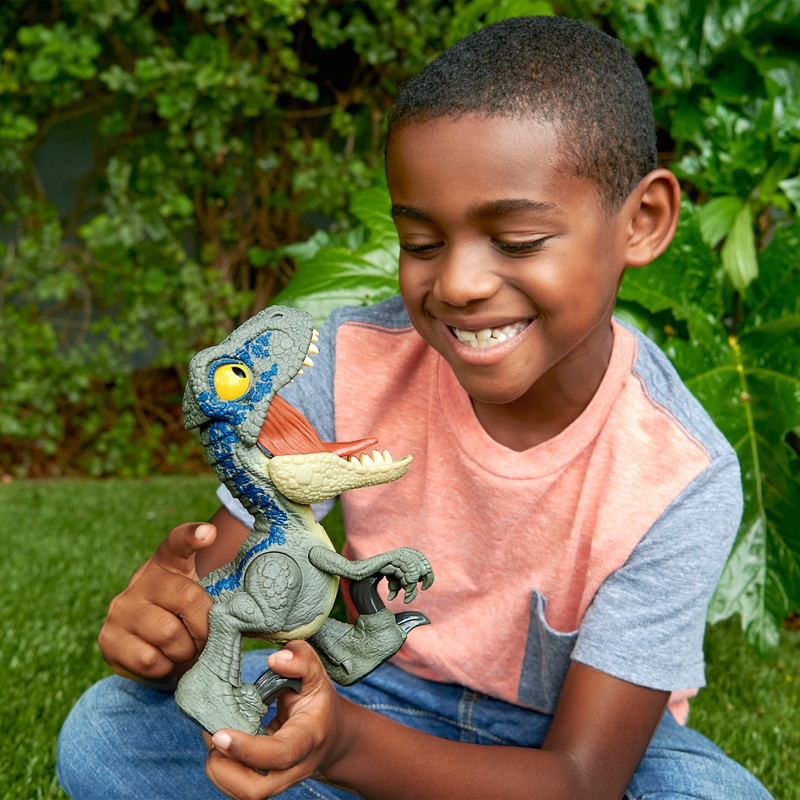 Jurassic World Mega Roar Dinosaurus Velociraptor Blue Smyths Toys Nederland