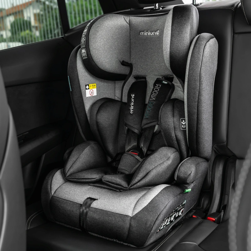 Detail of ISOFix connector on miniuno JourniieFix