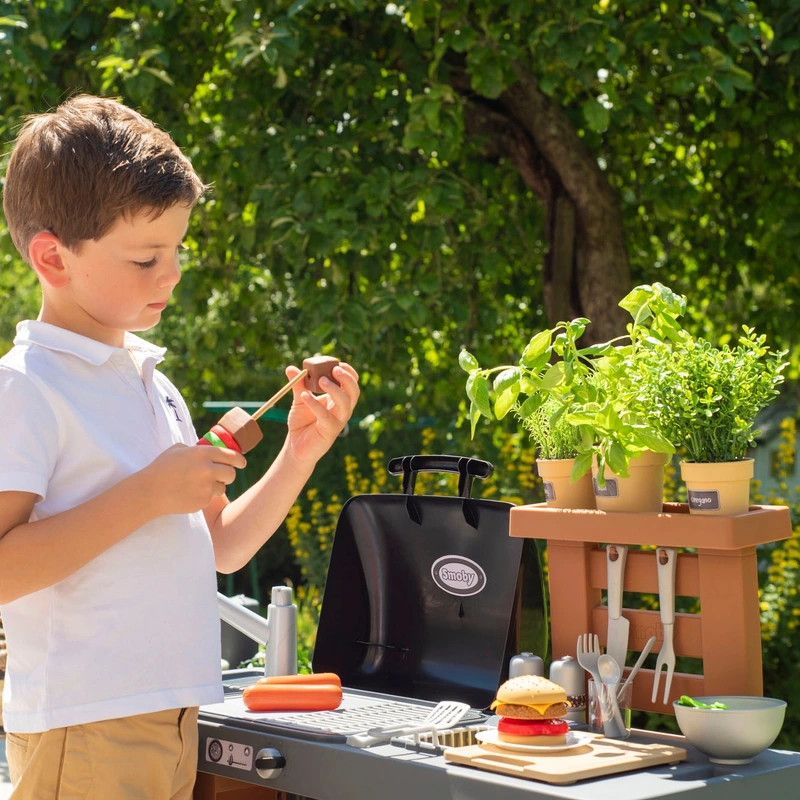 Garden kitchen setup in UK home