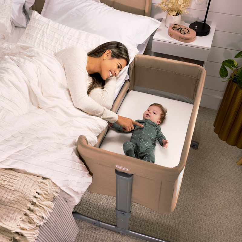 Graco Sweet2Sleep Bedside Crib Oatmeal