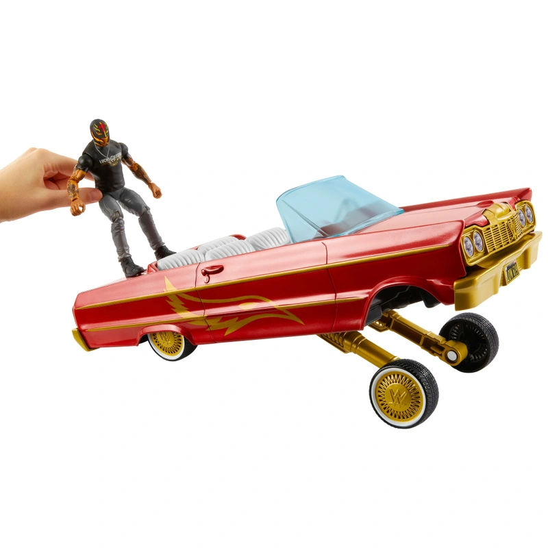WWE Main Event Lucha Low Rider Vehicle Playset with Rey Mysterio Action Figure view 3