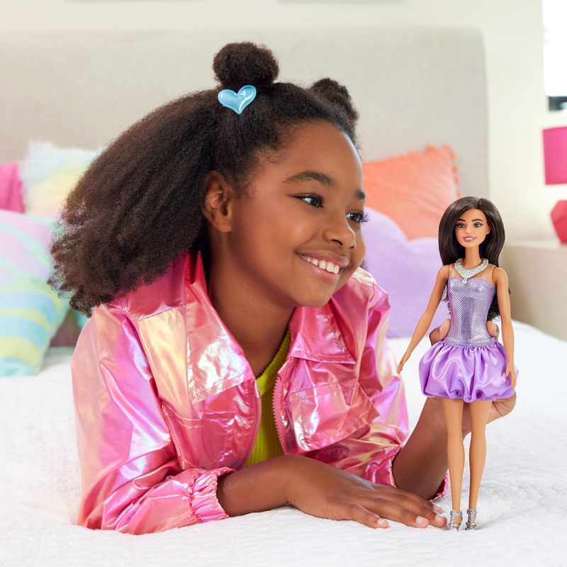 Barbie - Fashionistas Poupée en Robe de Soirée Mauve