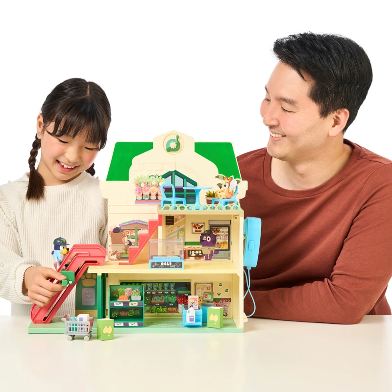 Bluey toy shelves and food accessories