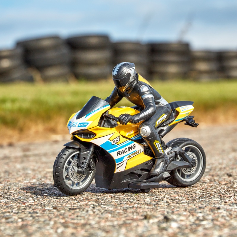 Bestuurbare Motor met Rijder 1:10