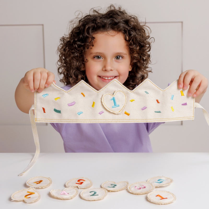 Ivy & Lily Stoffen Verjaardagskroon