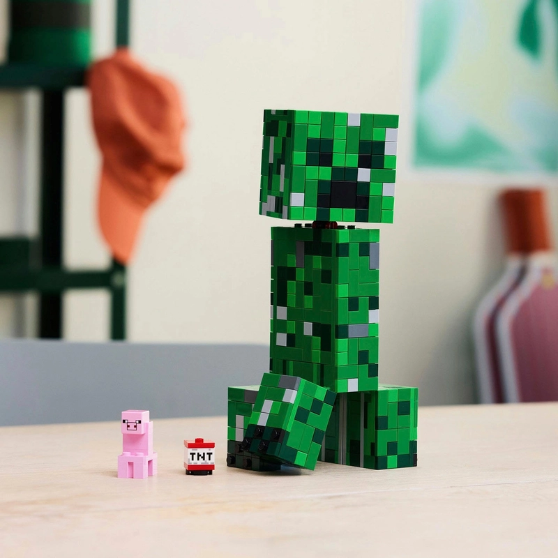 LEGO Minecraft 21276 The Creeper Set view 5
