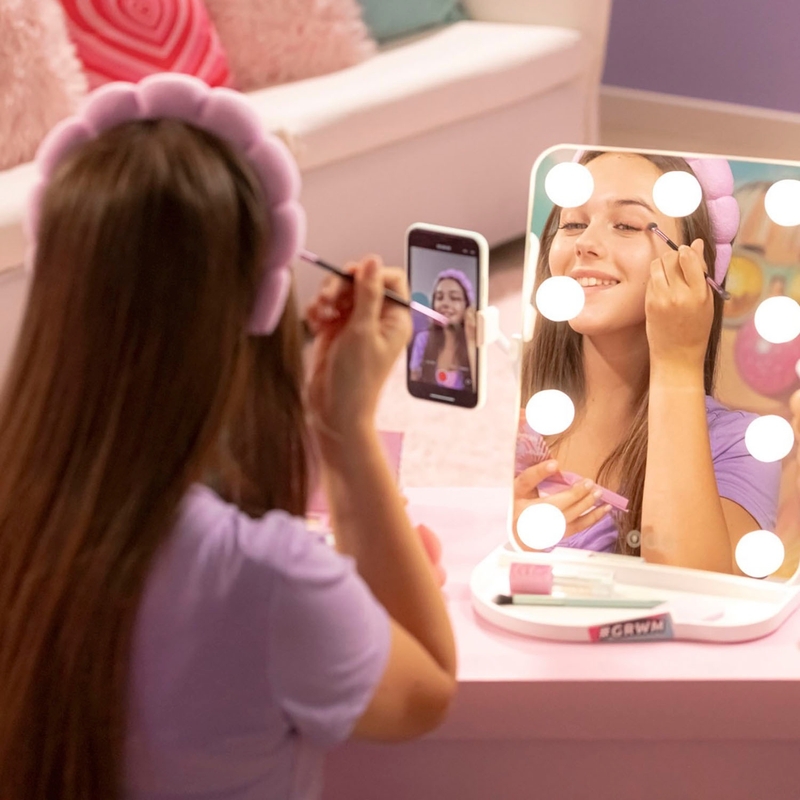 Studio Creator Hollywood Mirror: Get Ready With Me Set