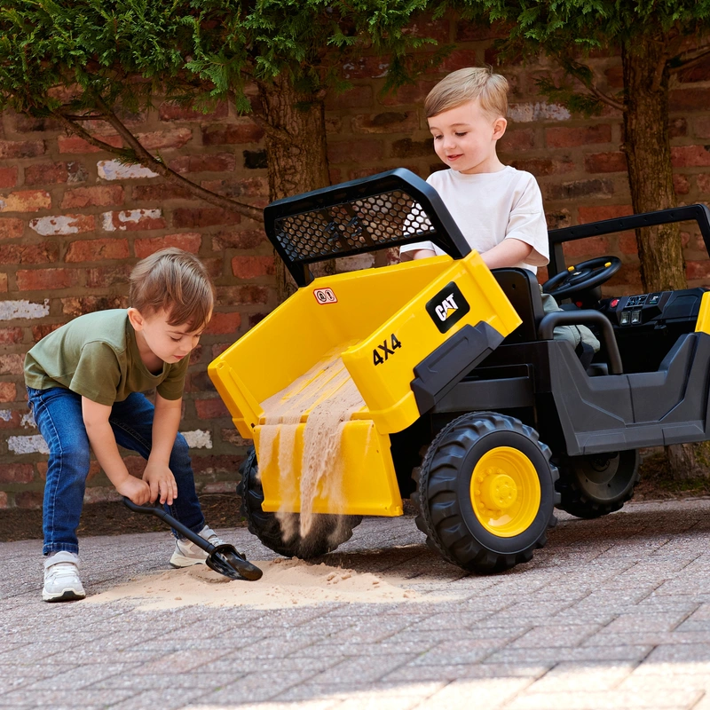 CAT UTV 2-Seater 12V Electric Ride On UK interior detail