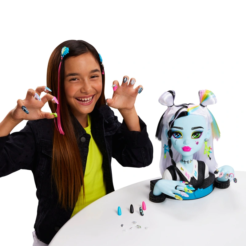 Frankie Stein Styling Head Play Action UK