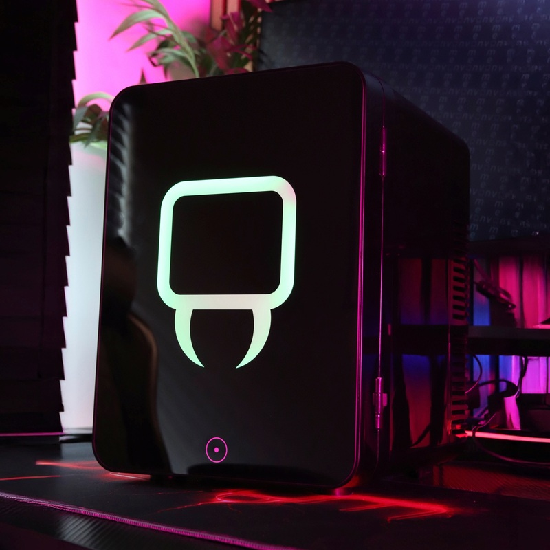 Venom Mini Drinks Gaming Cooler