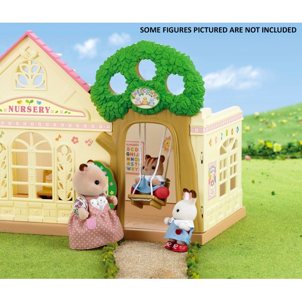 Sylvanian families большая кровать и тумбочка