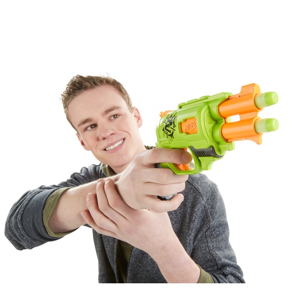 nerf sautuvai zombie strike