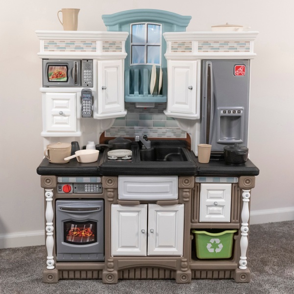 Step 2 Lifestyle Dream Kitchen Smyths Toys Ireland   145222 4 