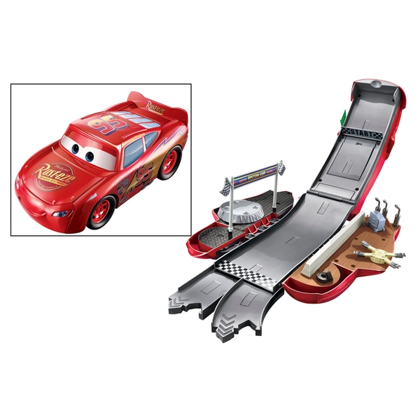 Disney Pixar Cars Transforming McQueen - Smyths Toys