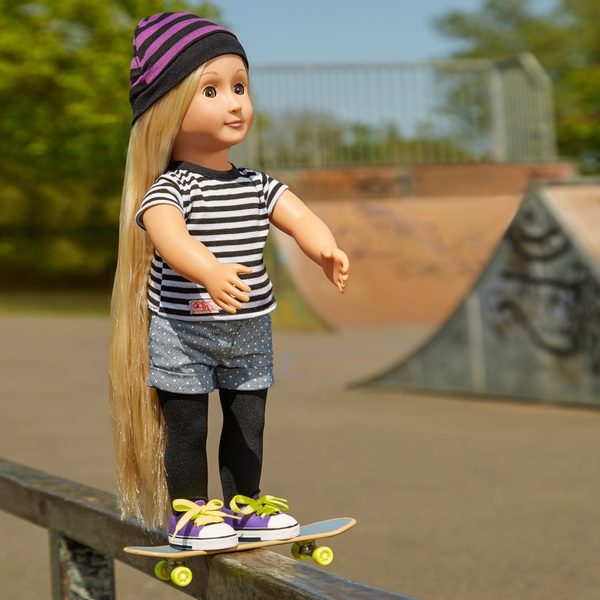 Our Generation That S How I Roll Skater Outfit Smyths Toys Ireland - skater girl roblox outfits