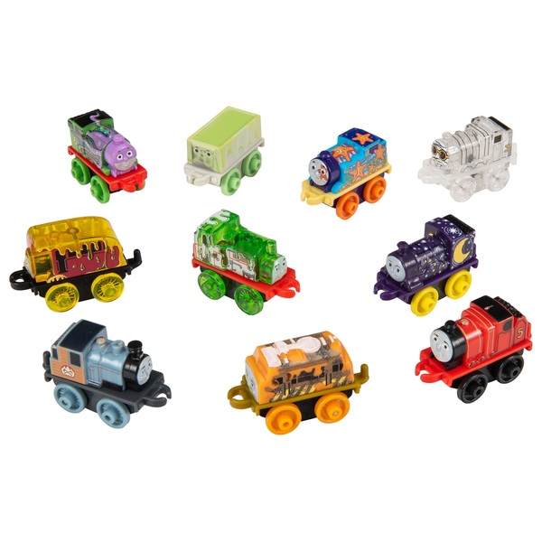 Thomas & Friends Minis Toy Engine 30 Pack | Thomas And Friends | Smyths ...