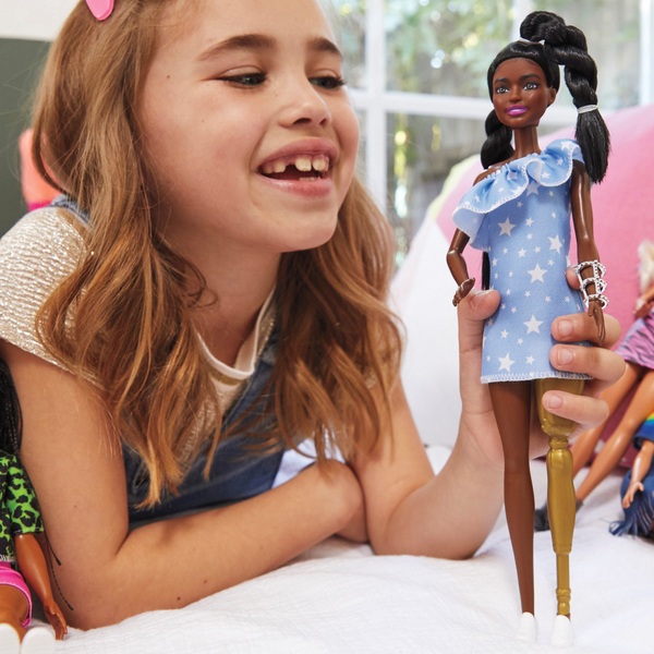 barbie fashionistas smyths