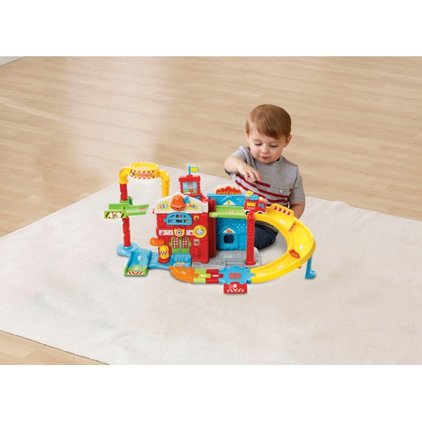toot toot fire station deluxe