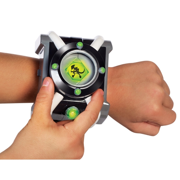 Ben 10 Deluxe Omnitrix - Smyths Toys UK