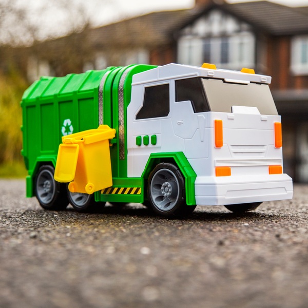 garbage truck that picks up toys