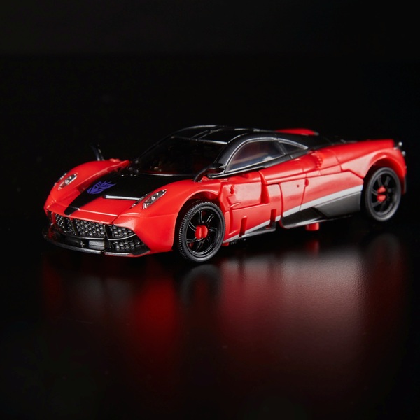 Stinger Age of Extinction Transformers Studio Series 02 Deluxe