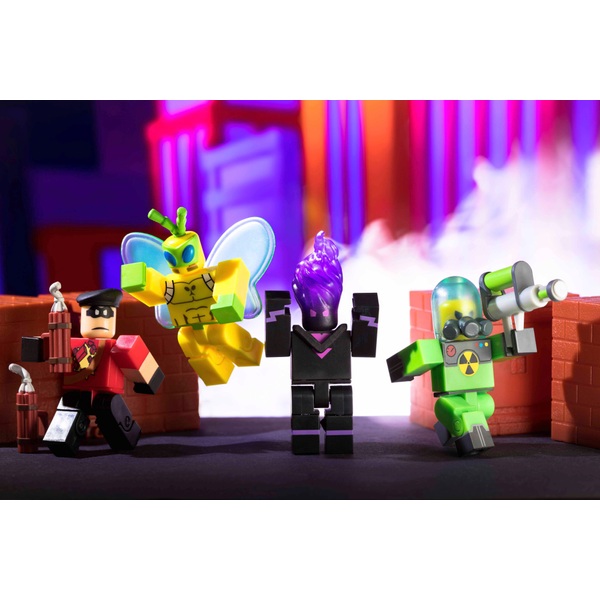 ROBLOX: Heroes of Robloxia Playset – Series 4 - Roblox UK