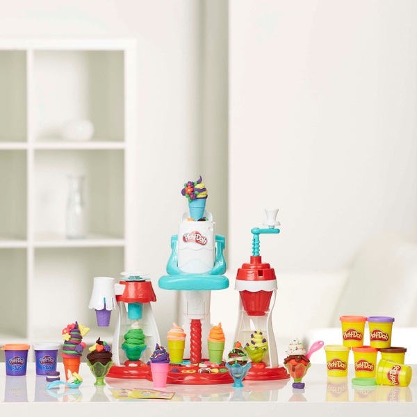 PlayDoh Kitchen Creations Ultimate Swirl Ice Cream Maker Smyths Toys