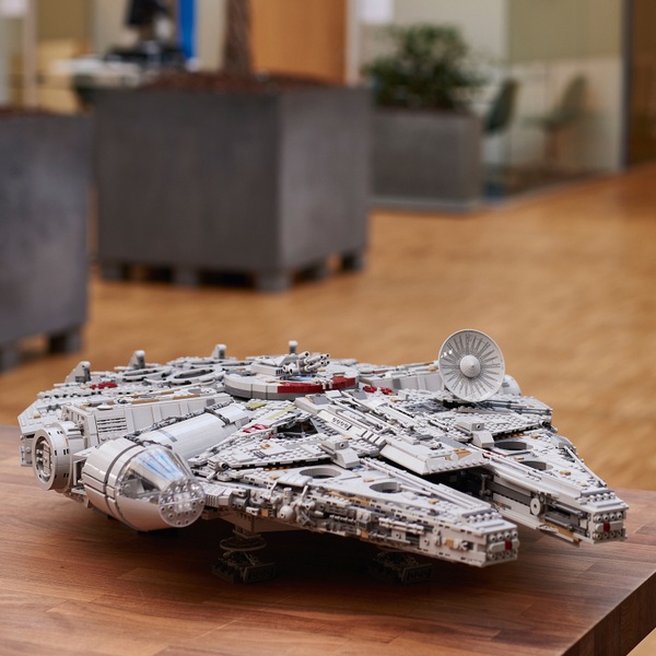 7500 piece lego millennium falcon 7500 piece lego millennium falcon