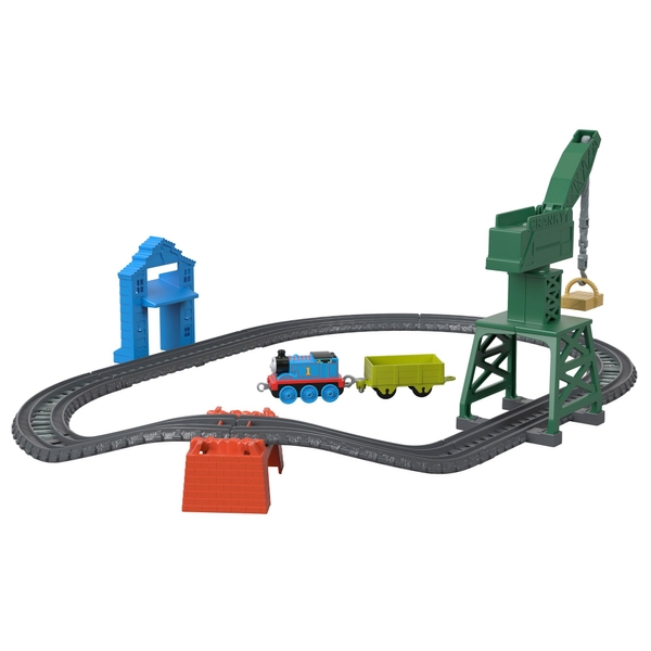 Thomas & Friends TrackMaster Push Along Brendam Fish Market Playset ...