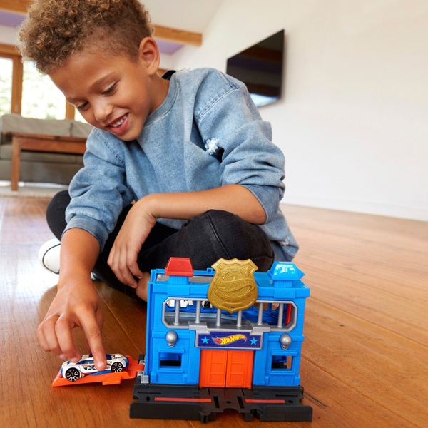 hot wheels city downtown playset
