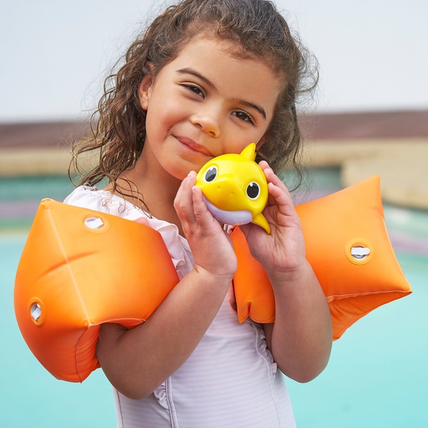 Baby Shark Sing & Swim Bath Toy Baby | Smyths Toys UK