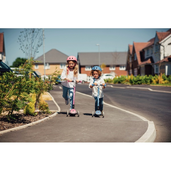 globber scooter smyths