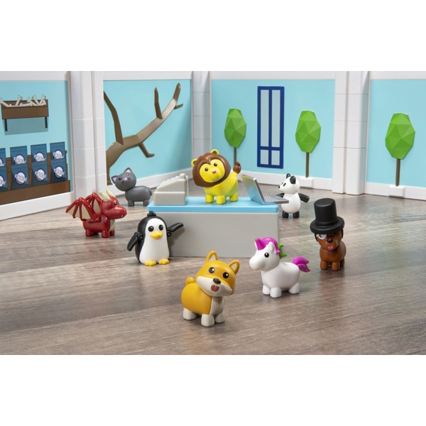 Roblox Adopt Me: Pet Store Playset - Smyths Toys UK