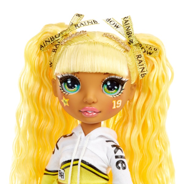 Rainbow High Cheer Doll - Sunny Madison (Yellow) | Smyths ...