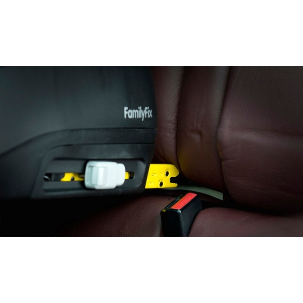 how to remove maxi cosi cabriofix car seat from base