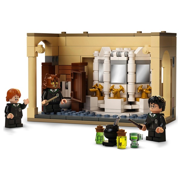 LEGO 76386 Harry Potter Hogwarts Potion Mistake Castle Set | Smyths Toys UK