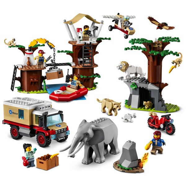 LEGO 60307 City Wildlife Rescue Camp Animal Set | Smyths Toys UK