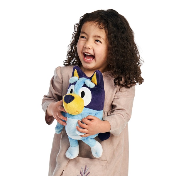 Bluey 46cm Jumbo Plush | Smyths Toys Ireland