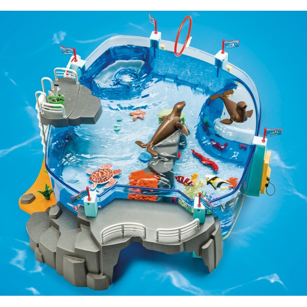 Playmobil 70537 Family Fun Day at the Aquarium & Penguin Enclosure Set Smyths Toys UK