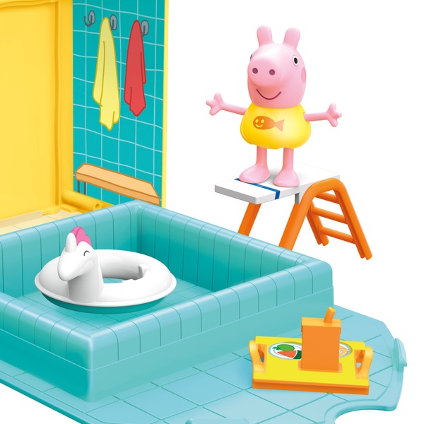 Peppa Pig Peppa’s Adventures Peppa’s Swimming Pool Fun Playset | Smyths ...