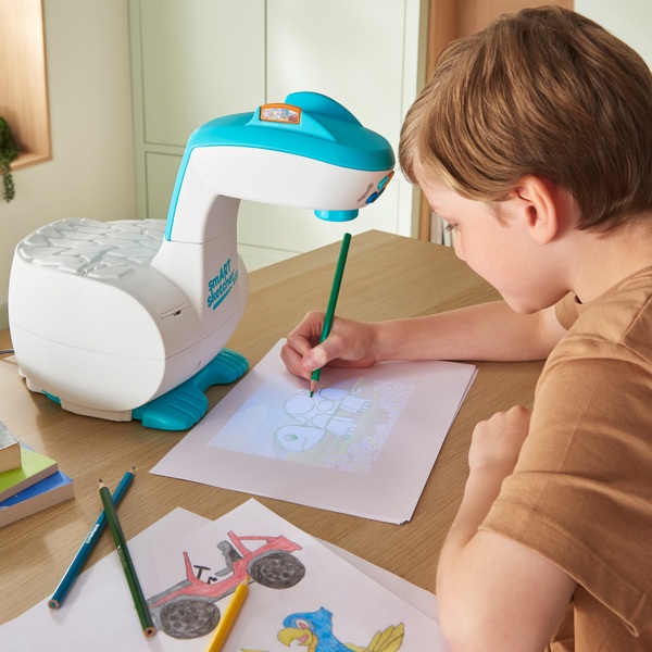 Drawing ✍🏼 is fun and easy with the smART Sketcher® 2.0 Projector. 🔦  Create endlessly by projecting any photo 🖼 with the FREE app. *Limited  Time* FREE, By Flycatcher Toys